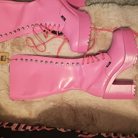 BNWT Roc Austrailia Barbie Pink Lash Lace Up Boots - Picture 10 of 17